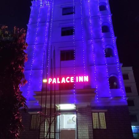 The Palace Inn ดีกา ภายนอก รูปภาพ
